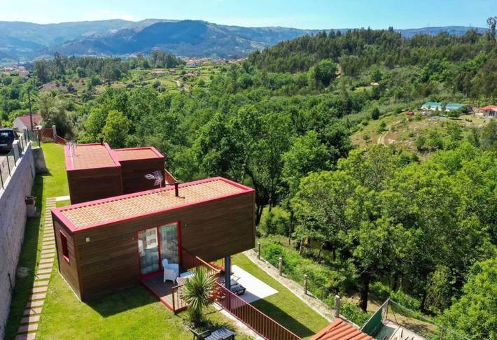 Bungalow „Casinhas do Minho“ mit Seeblick, Wlan und Klimaanlage in Ázere, Viana do Castelo Distrikt