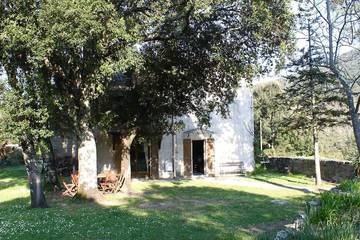 Gîte pour 6 personnes, avec jardin et balcon dans Pietrapola