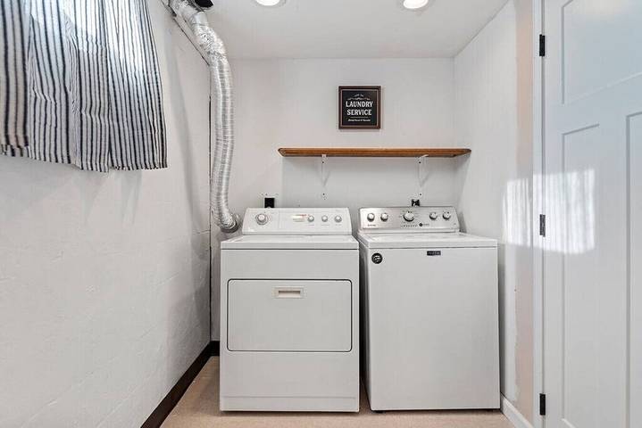 Vacation rental for 12 people, with balcony and yard in Rapid City