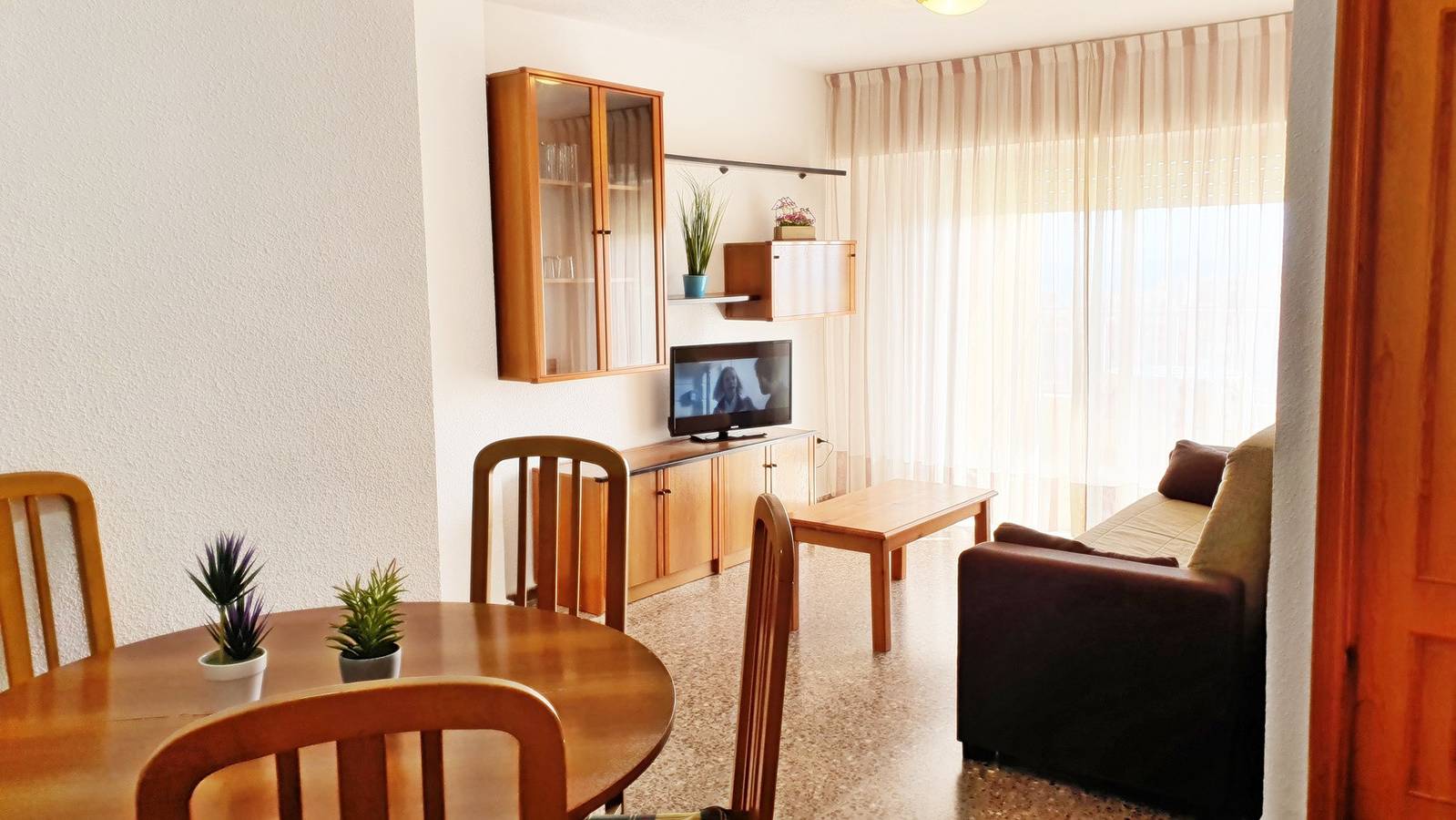 Apartamento entero, Europa I - B - 9º - Dcha in Miramar, Costa de Valencia