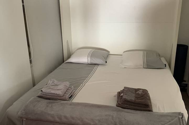 Apartamento entero, Apartamento en residencia en primera línea frente al mar in Èze, Costa mediterránea (Francia)