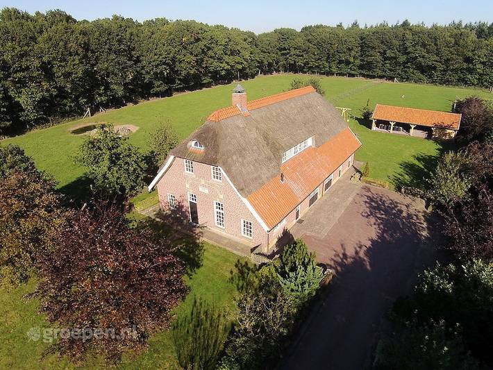 Vakantiehuis voor 16 personen, with terras and balkon/terras as well as whirlpool and sauna - 1