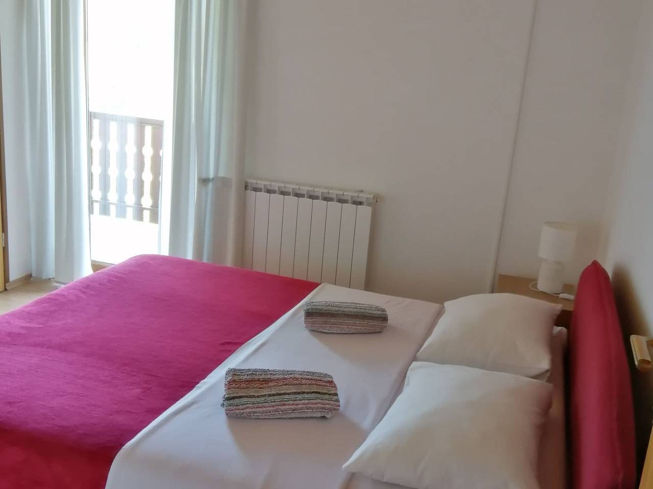 Ganze Wohnung, Guesthouse Žafran- Double Room With Terrace in Smoljanac, Lika-Senj