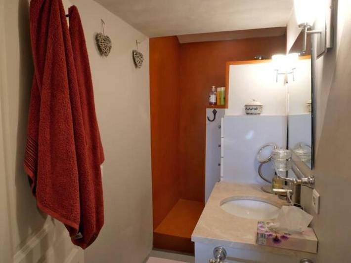 Gîte pour 4 personnes, avec terrasse et vue à Rustrel - 4