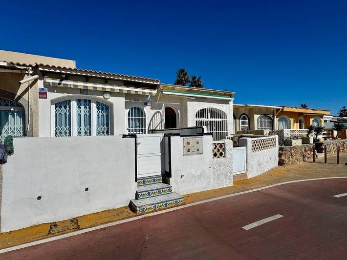 Bungalow para 2 personas, con piscina y jardín, Familias con niños en Provincia de Almería