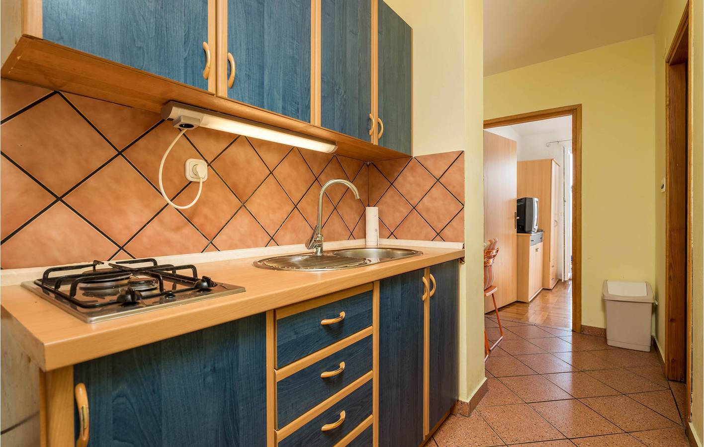 Ganze Ferienwohnung, Ferienwohnung für 4 Personen mit Terrasse in Novalja, Pag