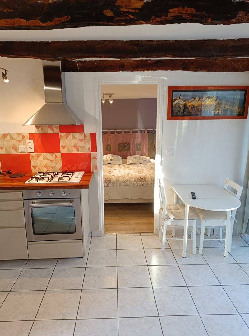 Gîte agréable sur jardin paysagé - monts d'Arrée - mer 30 km in Huelgoat, Région de Châteaulin