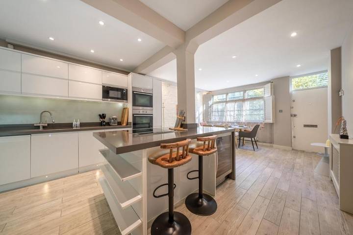 Villa für 7 Personen, mit Ausblick und Terrasse in London - 2