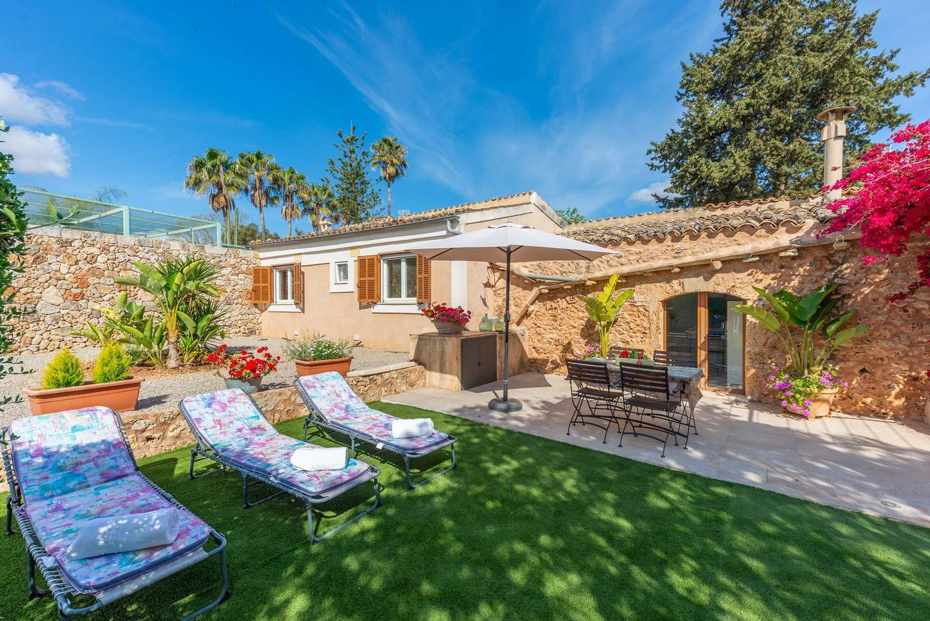 Can Joan Des Forn - House with private pool in Inca. Free Wifi in Inca, Majorca Center