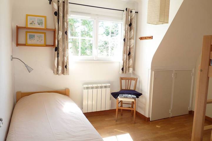 Location de vacances pour 7 personnes, avec Terrasse et Jardin à Brignogan-Plages - 2
