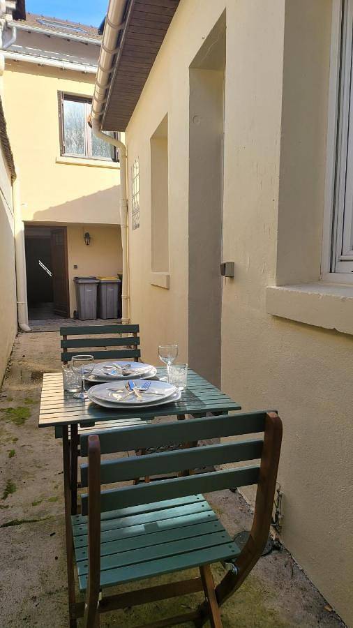 Gîte pour 5 personnes, avec terrasse à Saint-Brice-sous-Forêt - 2