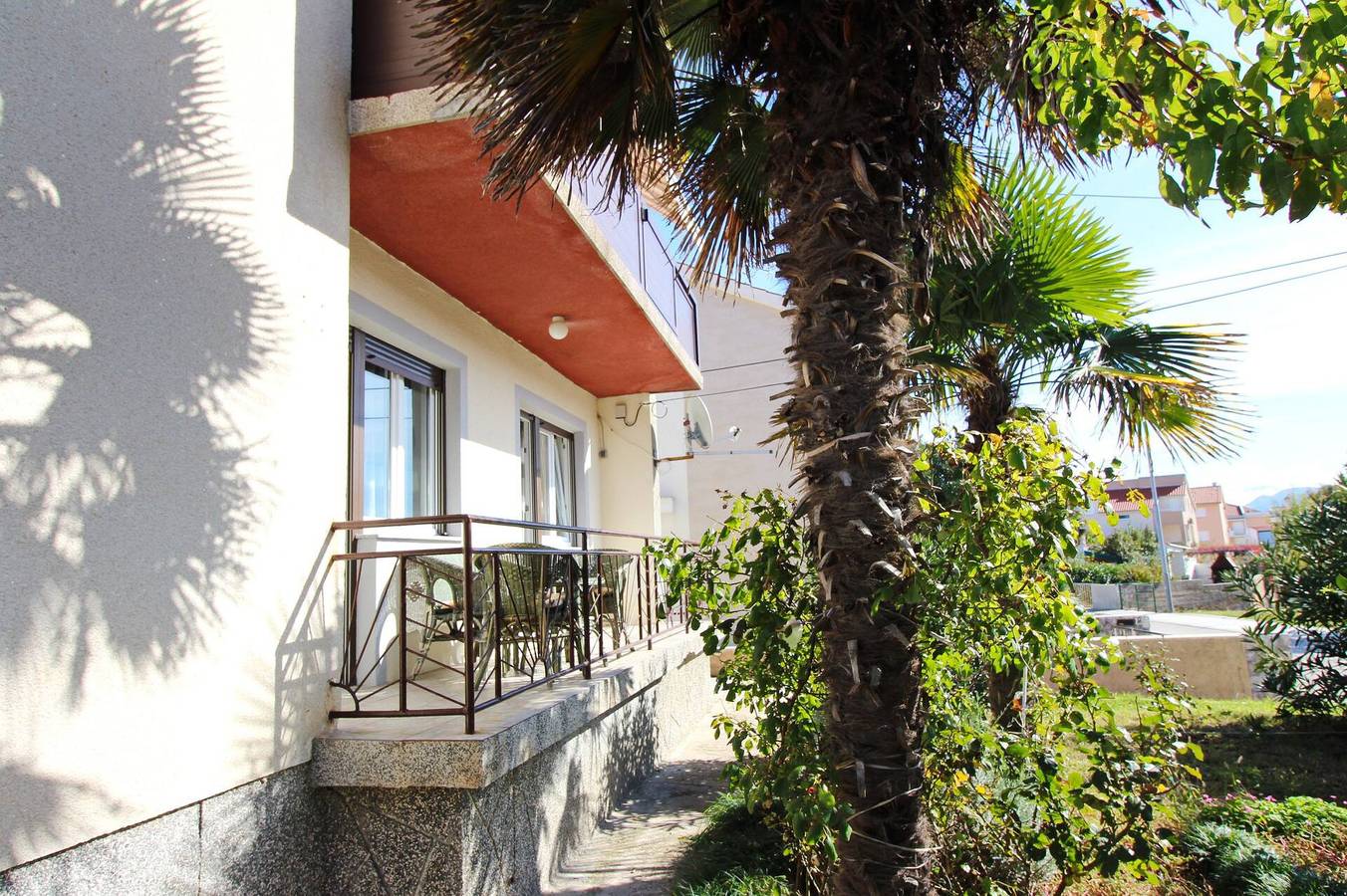 Entire apartment, Apartment Mihaela - 350m from the Beach in Baska, Krk