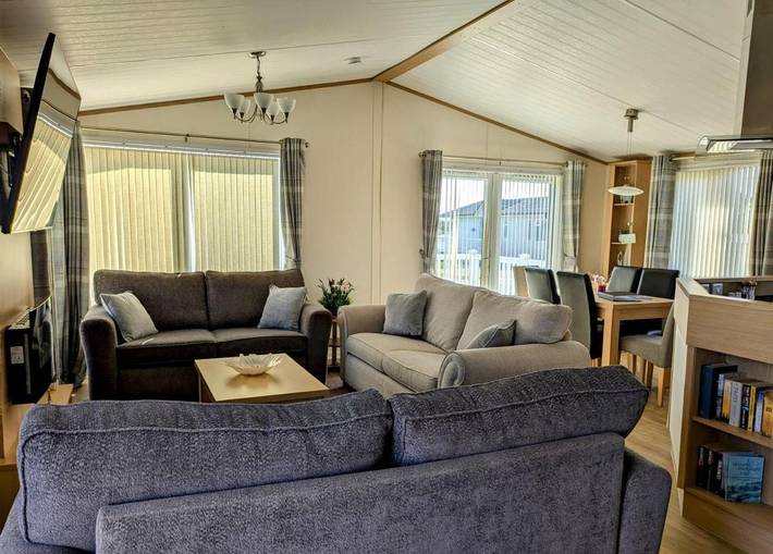 Holiday rental for 6 people, with pool and sauna as well as garden and view in Lossiemouth