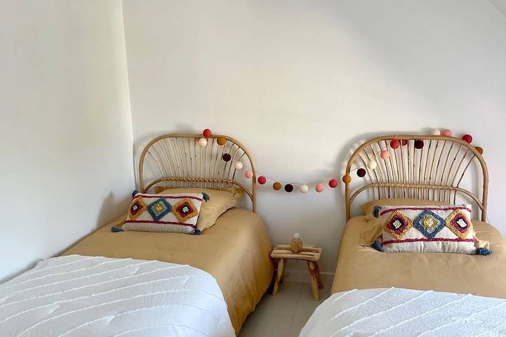 Maison chaleureuse avec Jacuzzi in Plouézec, Côte de Goëlo