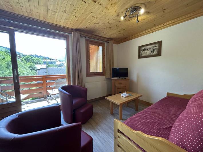 Apartamento entero, Apartamento de 4 habitaciones para 8 en Méribel con parking in Les Allues, Massif de la Vanoise