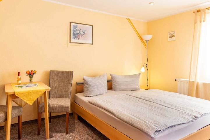 Ferienwohnung für 2 Personen, mit Terrasse, mit Haustier in Parchtitz - 2