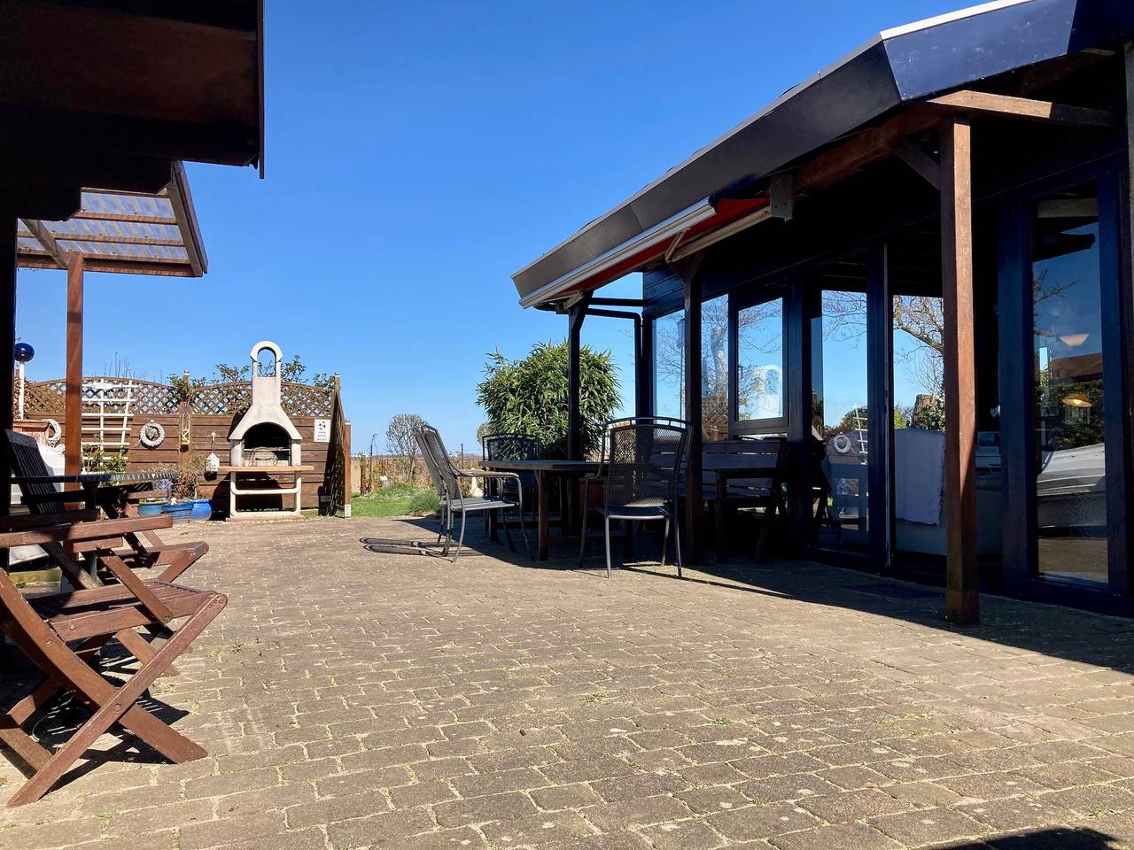 Haus Marijke mit eigenem Wintergarten Seeblick und Zugang zum Lauwersmeer in Oostmahorn, Lauwersmeer