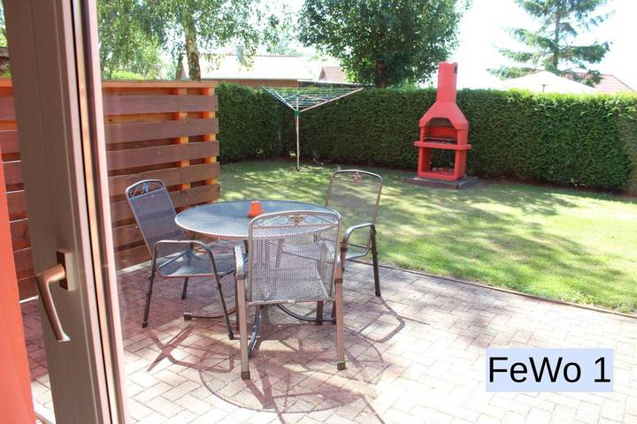 Ferienwohnung für 2 Personen, mit Terrasse und Garten in Niepars - 2