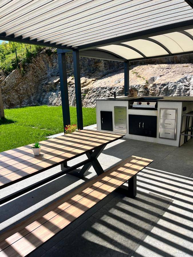 Location de vacances pour 9 personnes, avec Balcon et Terrasse ainsi que Jardin et Vue dans Valserhône - 4