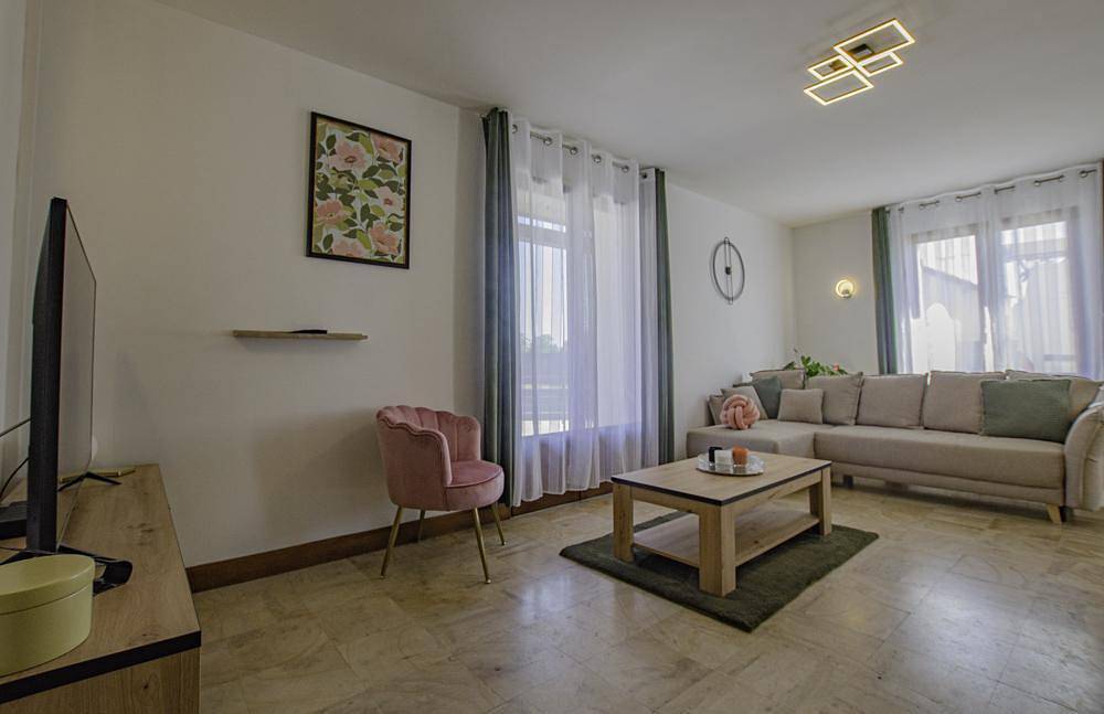 Maison des 3 Lacs in Chavanges, Aube