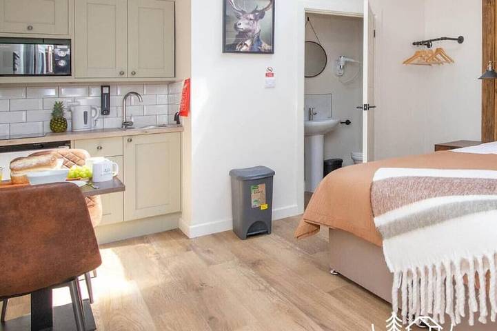 Bed and breakfast for 2 people in Hampshire