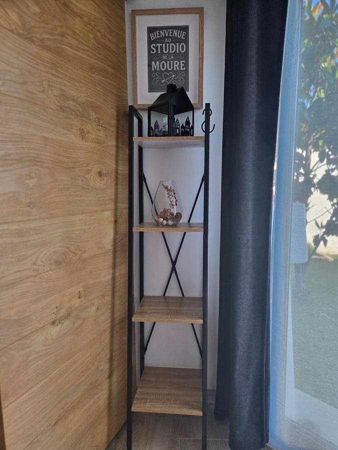 Gîte pour 3 personnes, avec piscine et jardin à Montbazin - 3