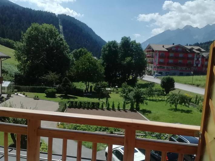 Ferienwohnung für 4 Personen, mit Terrasse und Ausblick - 1