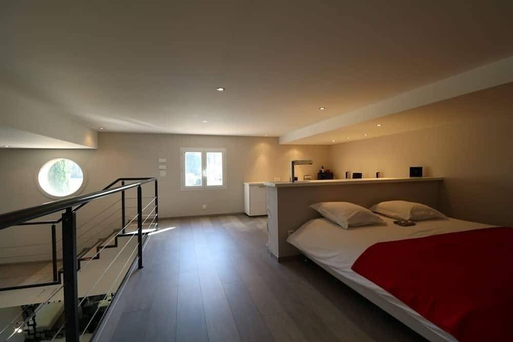 Schitterende Hedendaagse Villa 8/10 pers Verwarmd zwembad in Pernes-les-Fontaines, Vaucluse