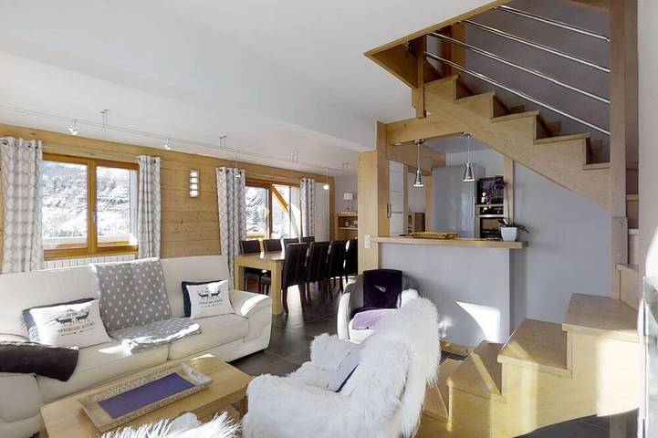 Ferienwohnung für 9 Personen, mit Terrasse und Whirlpool sowie Garten - 1