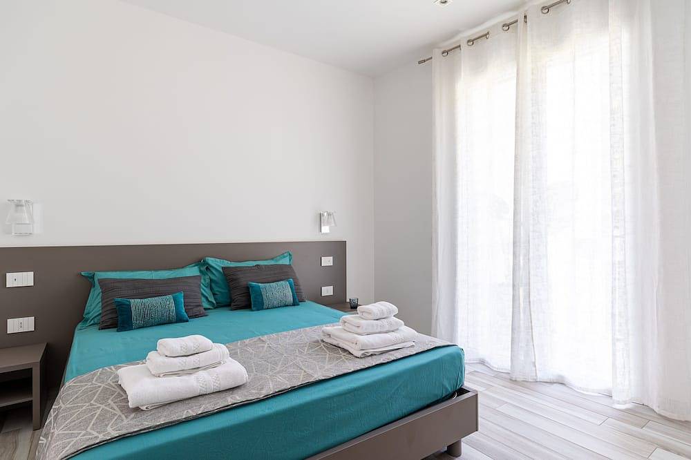 Entire apartment, Sunset Terrace Mazara - One bedroom flat with stunning  sea view rooftop in Mazara del Vallo, Mazara del Vallo Region