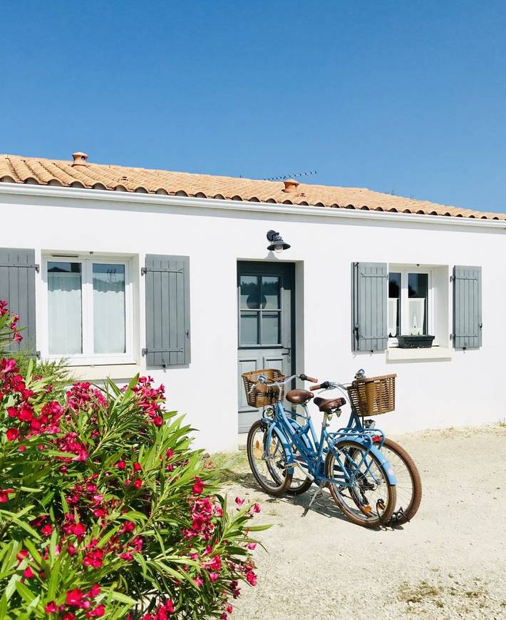 Gîte pour 2 personnes, avec terrasse et jardin en Charente-Maritime