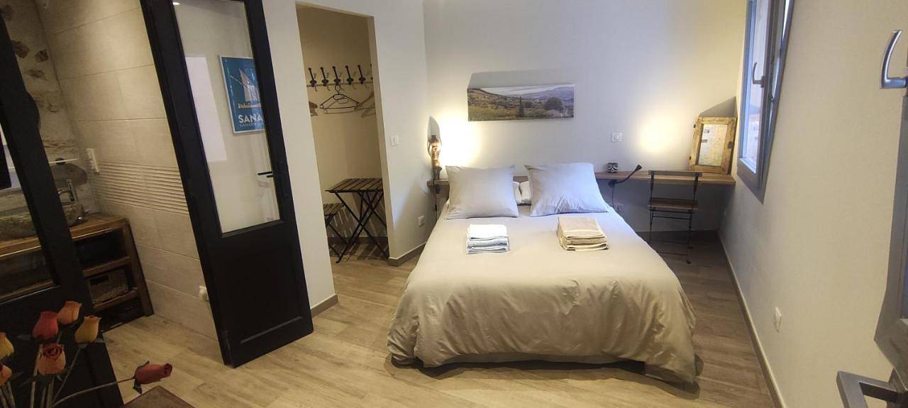 Double Room in Six-Fours-les-Plages, Côte méditerranéenne (France)