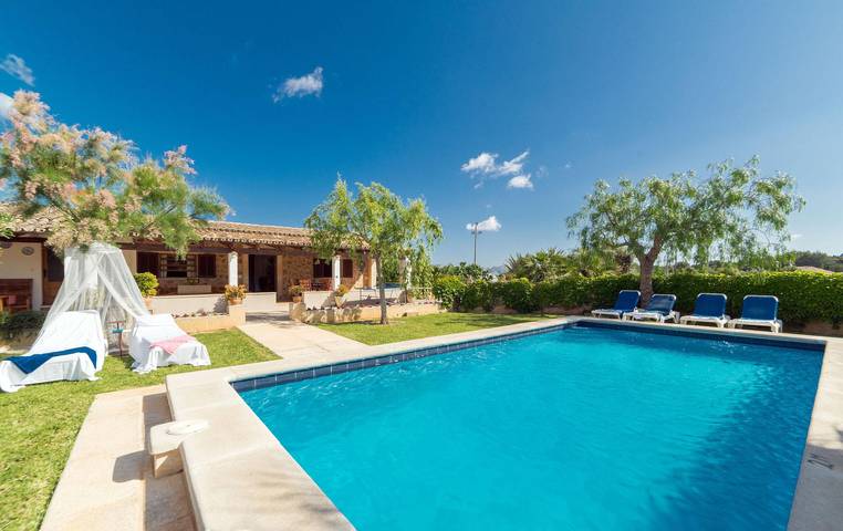 Casa rural para 6 personas, con Terraza y Jardín en Alcudia Casco Antiguo