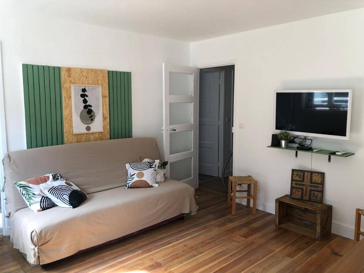 Appartement entier, Two-Bedroom Apartment in La Condamine-Châtelard, Région de Barcelonnette