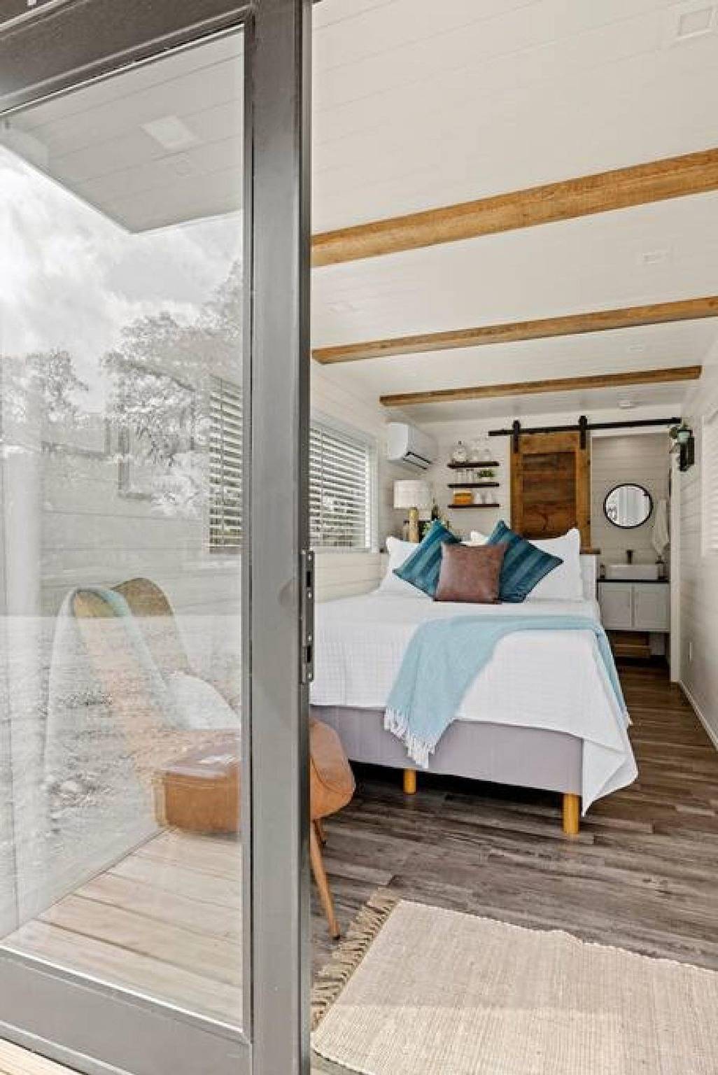 New The Wildflower Cozy Container Home in Gillespie County