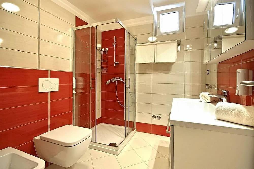 Villa Bellavista Poletti, 6 persons, pool and panoramic sea view. in Visignano (Općina), Istria centrale