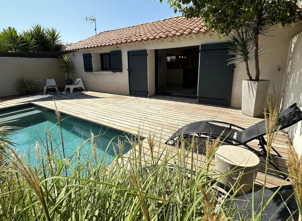 Un Petit Coin de Provence Istres. Swimmingpool, Strände in Istres, Istres und Umgebung