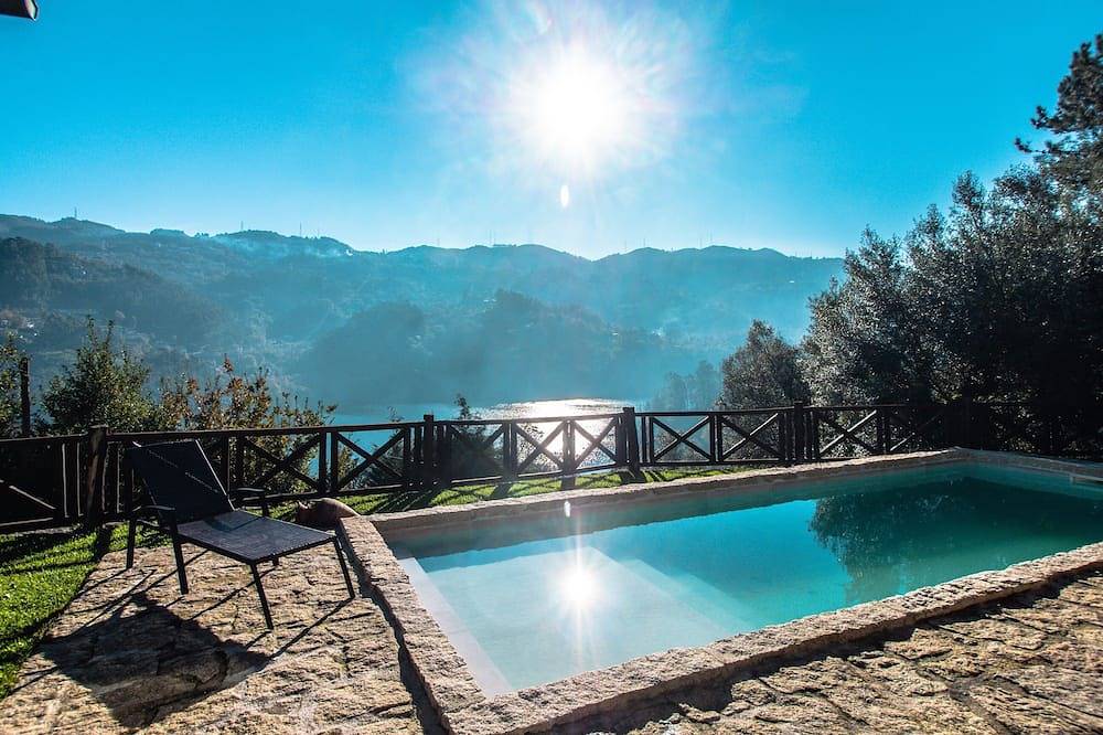 Casa vacanza a Cávado a partire da 244€ a notte