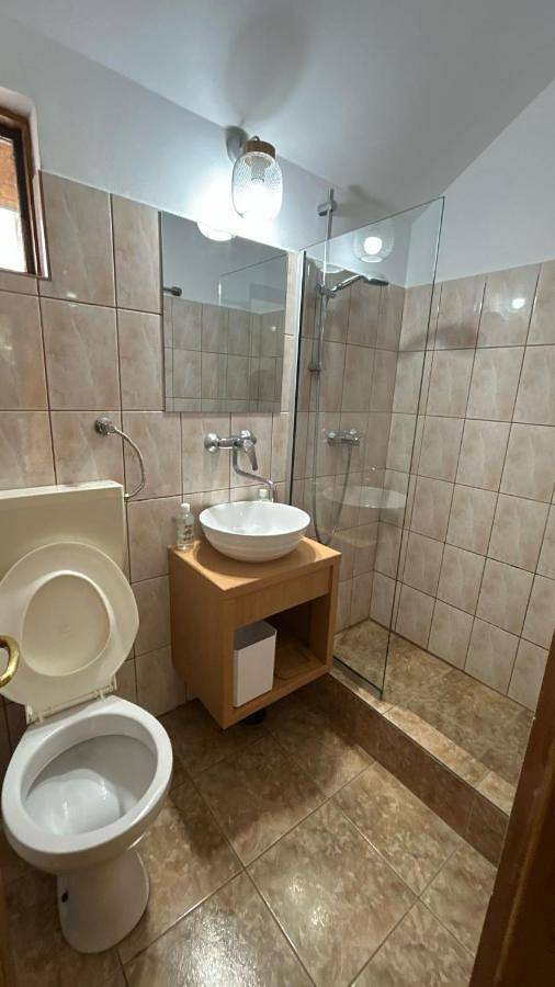 Maison d’hôte pour 2 personnes, avec jardin ainsi que vue et balcon dans Vama Veche - 4