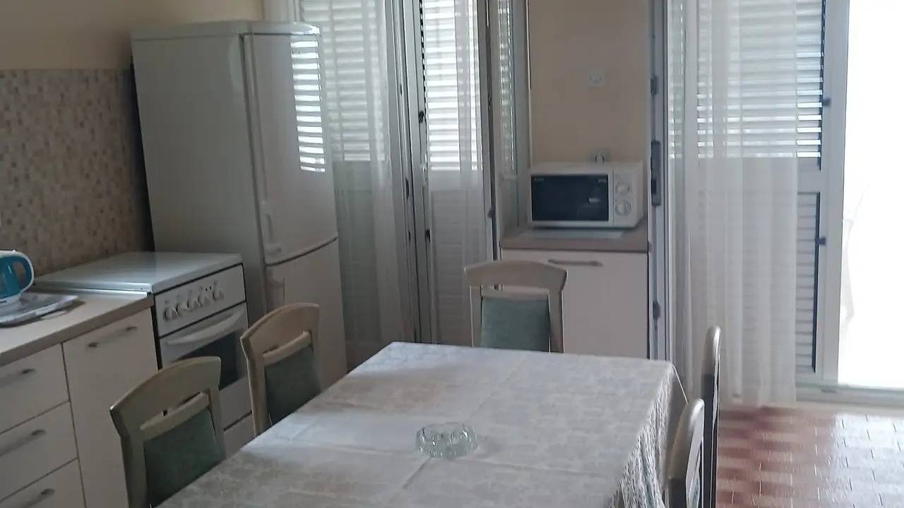 Ganze Ferienwohnung, Ferienwohnung für 6 Personen (58 m²) in Seget Vranjica in Seget Vranjica, Split-Dalmatien