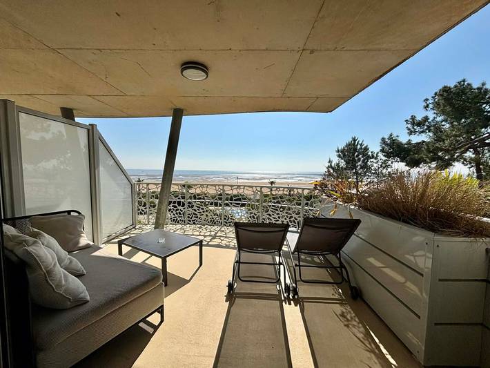 Appartement de vacances pour 6 personnes, avec balcon ainsi que piscine et jacuzzi