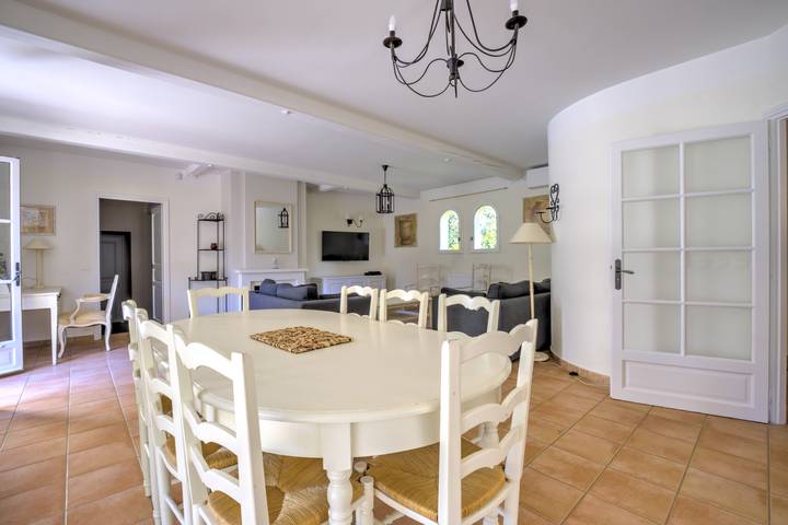 Location de vacances pour 8 personnes, avec jardin et terrasse à La Motte - 2