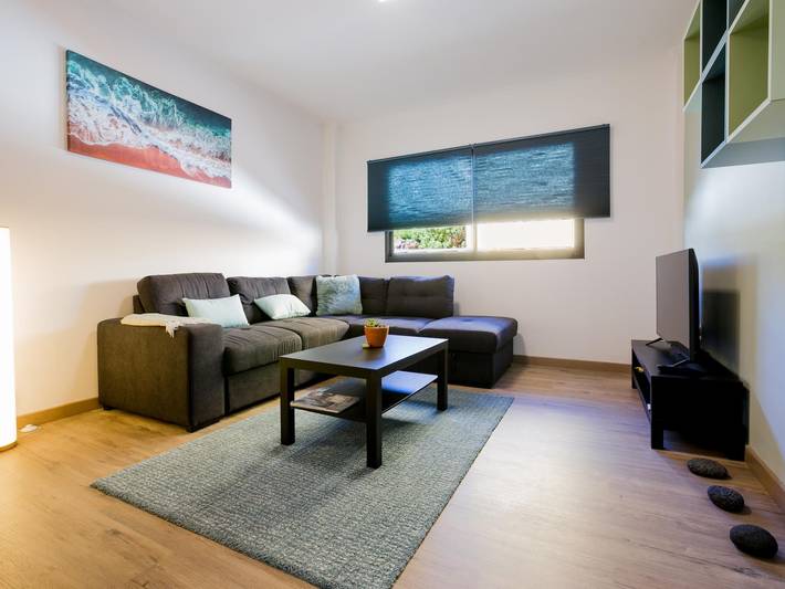 Gîte pour 6 personnes, avec terrasse dans Tamaimo