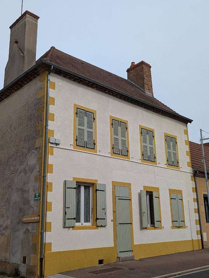 Gîte pour 5 personnes, avec jardin à Diou - 3