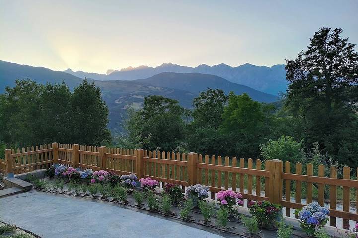 Ganze Wohnung, Apartment with views to the Picos de Europa 4 pax - 1 in Vega de Liébana, Cordillera Cantábrica