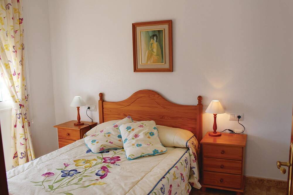 Pet friendly home in Guardamar del Segura in Playa Moncayo, Guardamar del Segura