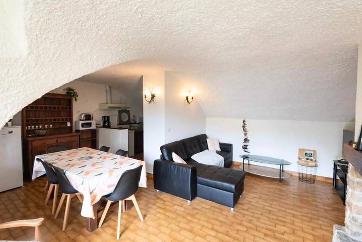 Gîte pour 5 personnes, avec piscine et jardin, animaux acceptés à La Malène - 3
