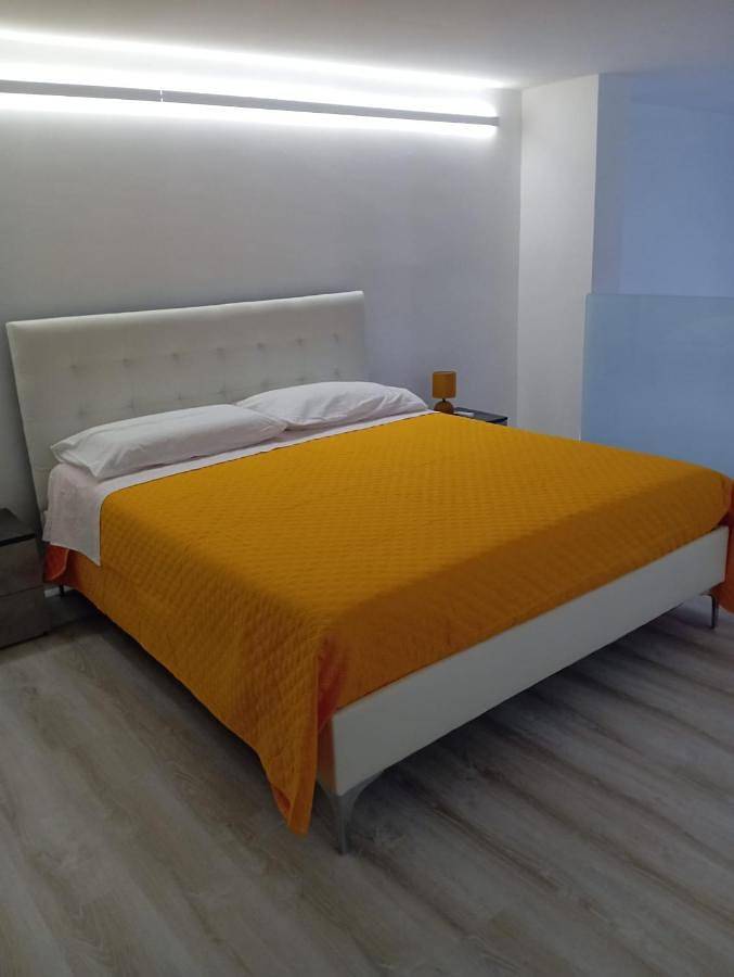 Loft "Up & White" Purezza Fascino Spazio Lecce in Lecce, Provincia di Lecce