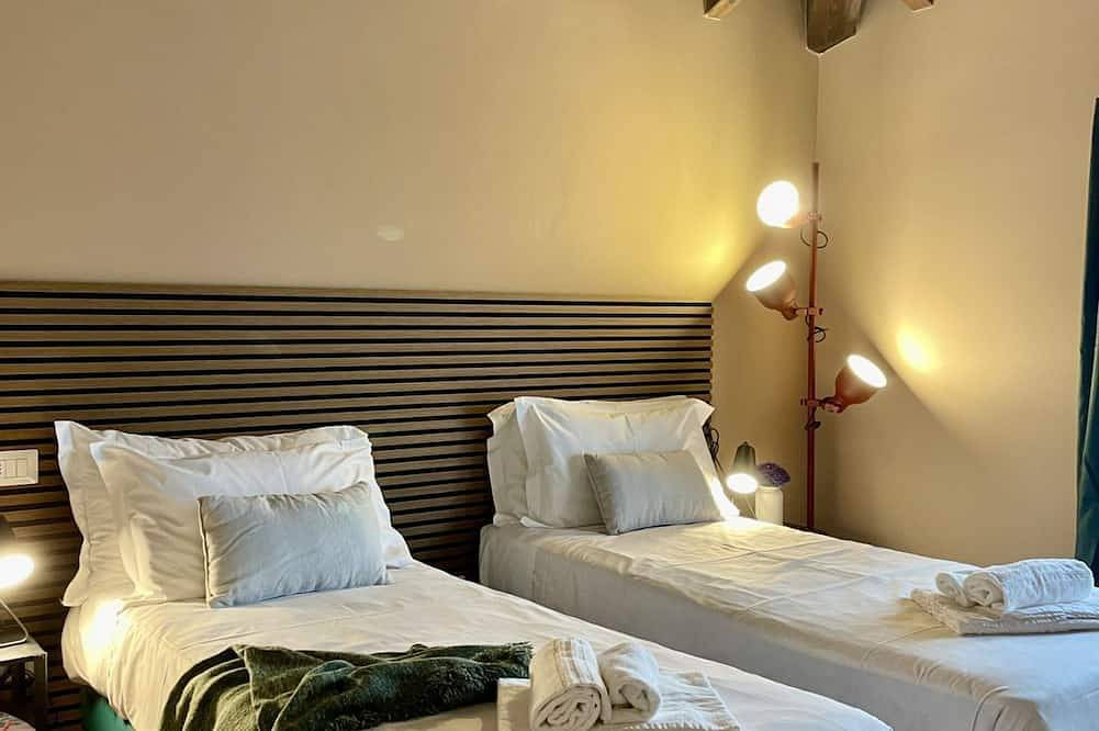 2bedrooms Apartment (4 pax) Residence Matteotti Novara in Novara, Provincia de Novara