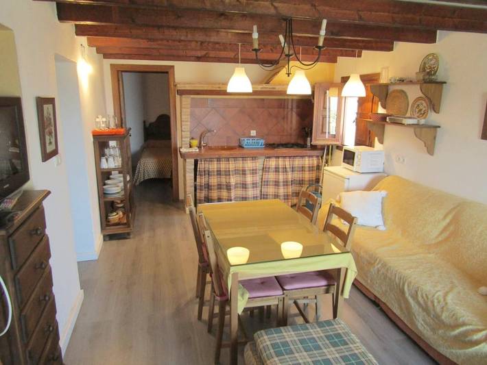 Casa rural para 8 personas, con terraza y vistas, Se admiten mascotas en Valle del Genal - 4